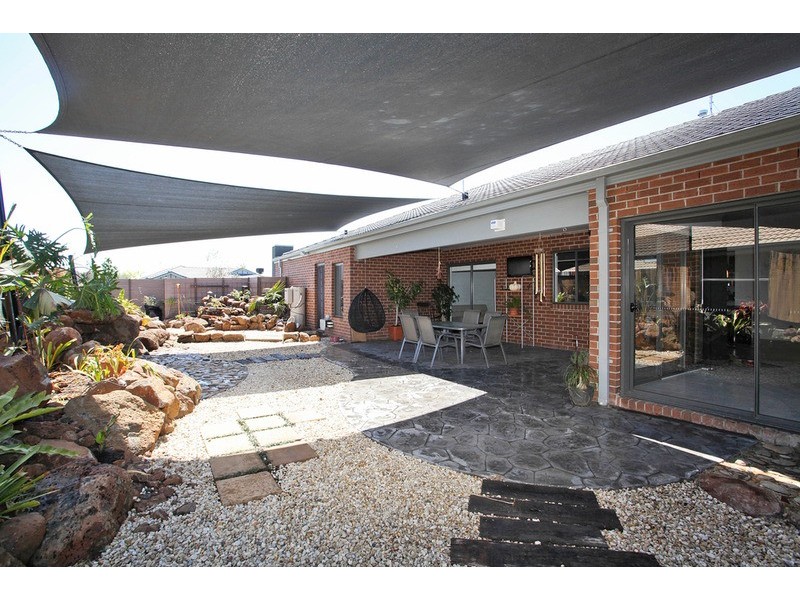 4 Storkbill Road, Wyndham Vale VIC 3024