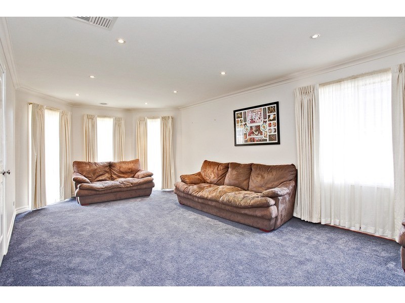 24 Tarragon Drive, Tarneit VIC 3029