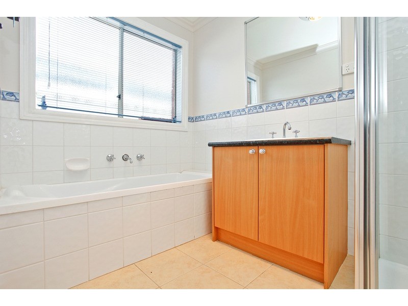 24 Tarragon Drive, Tarneit VIC 3029