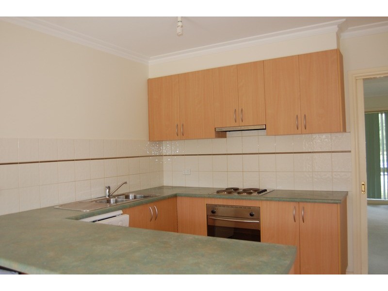 1/9 Finch Road, Werribee South VIC 3030