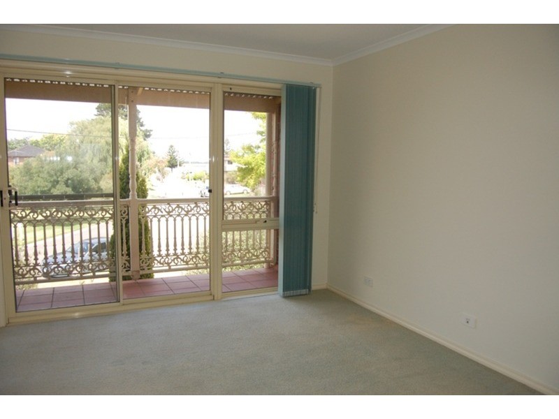 1/9 Finch Road, Werribee South VIC 3030