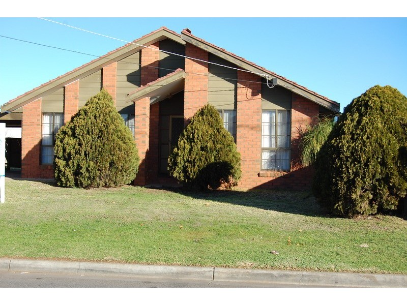 27 Yandina  Road, Hoppers Crossing VIC 3029