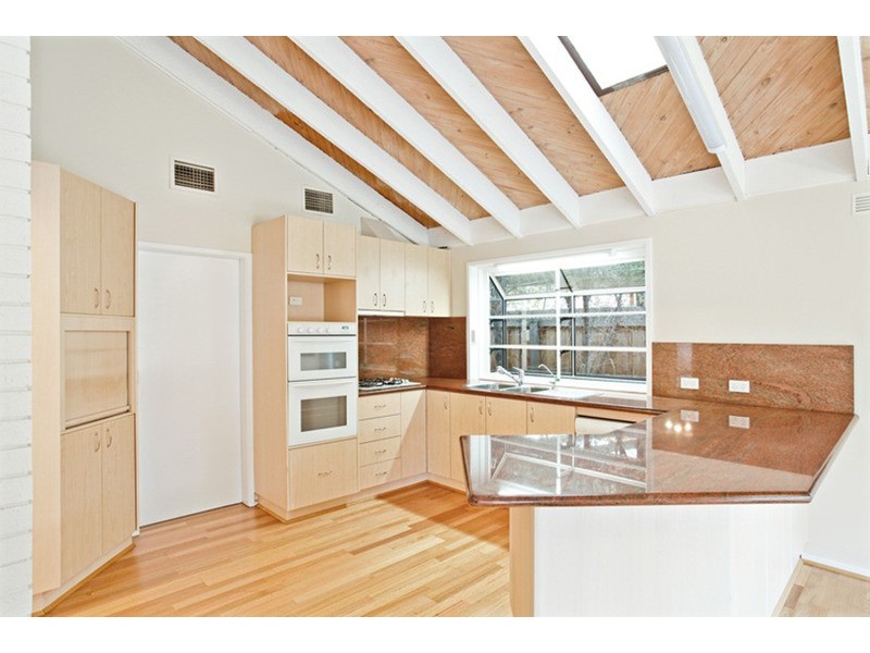 10 Wallaroo Square, Werribee VIC 3030