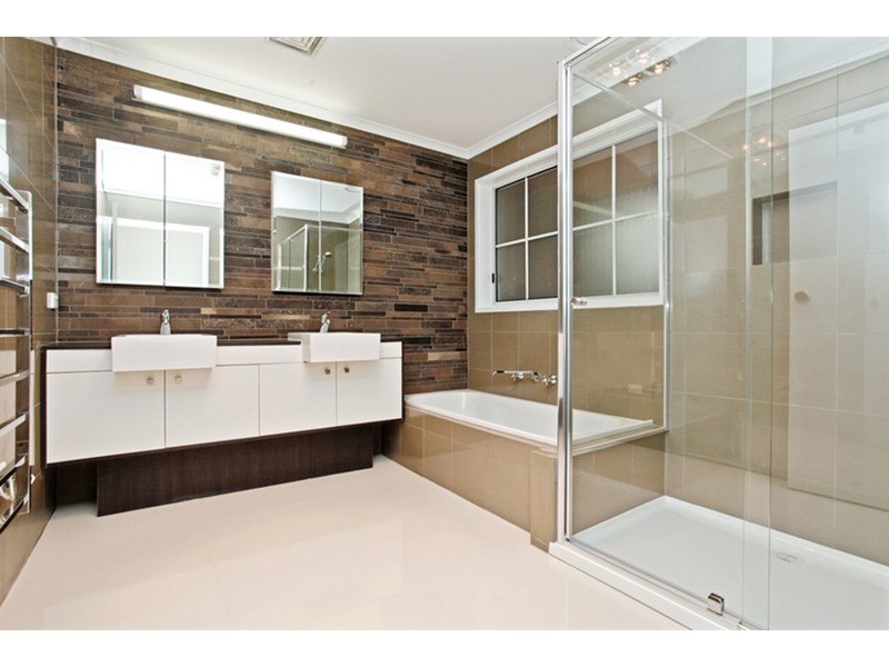 10 Wallaroo Square, Werribee VIC 3030