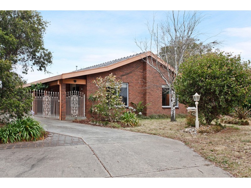 10 Wallaroo Square, Werribee VIC 3030