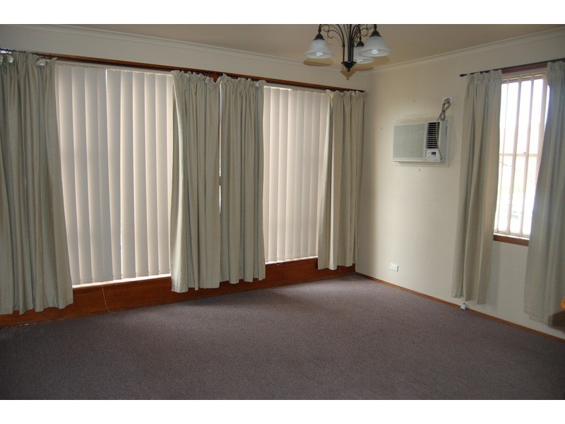 24 Deborah Street, Werribee VIC 3030