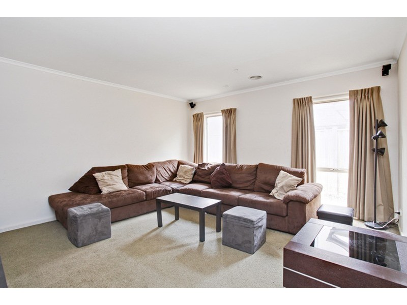 9 Windward Close, Tarneit VIC 3029