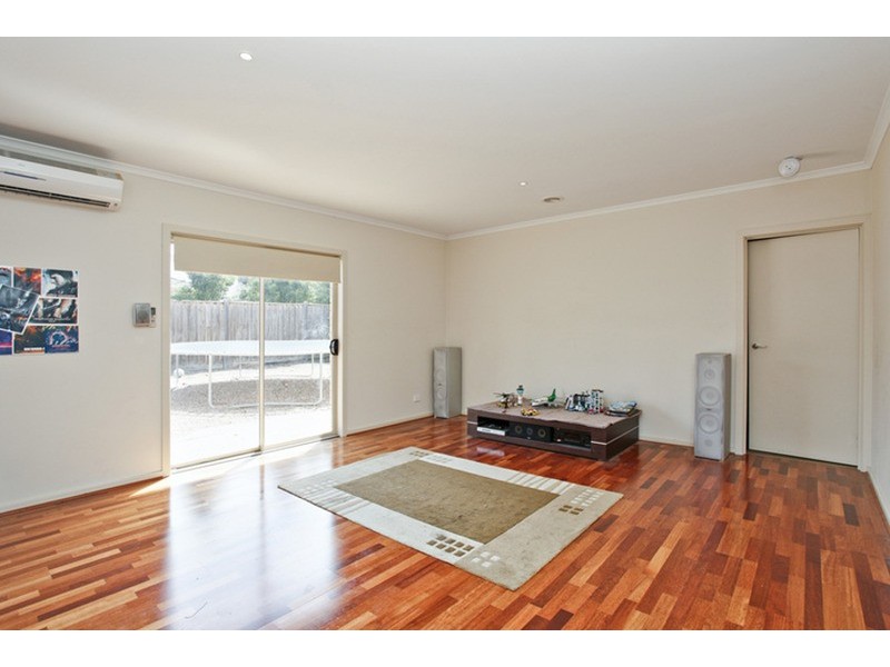 9 Windward Close, Tarneit VIC 3029