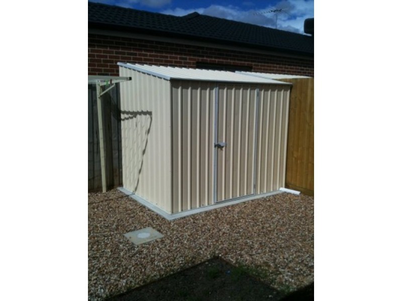 1/4 Starflower Way, Truganina VIC 3029