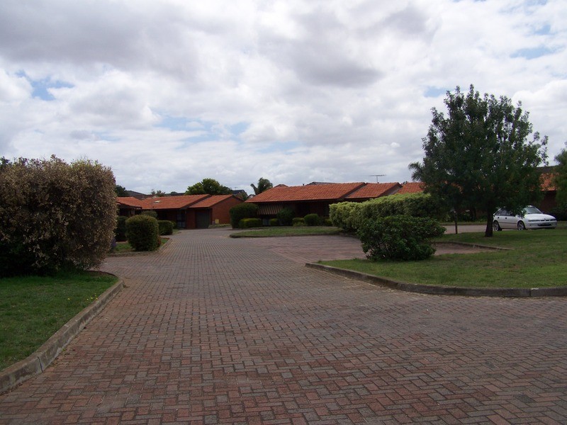 21/18-20 Glen Street, Werribee VIC 3030