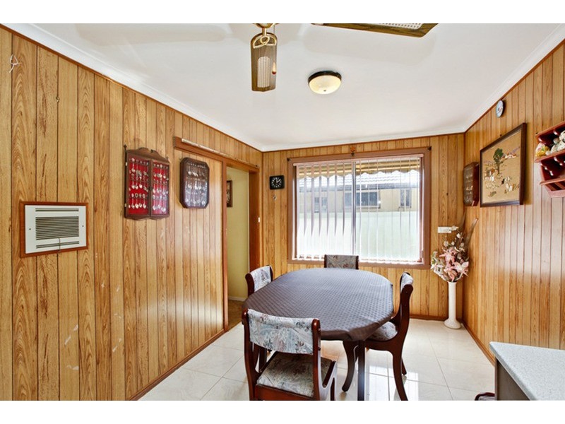 10 Hovell Street, Deer Park VIC 3023