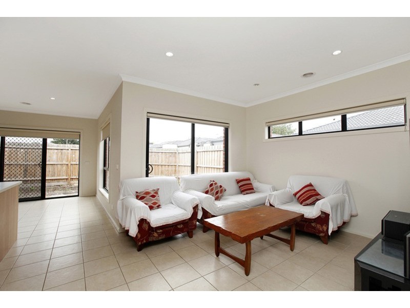 4/49-55 Rosella Avenue, Werribee VIC 3030