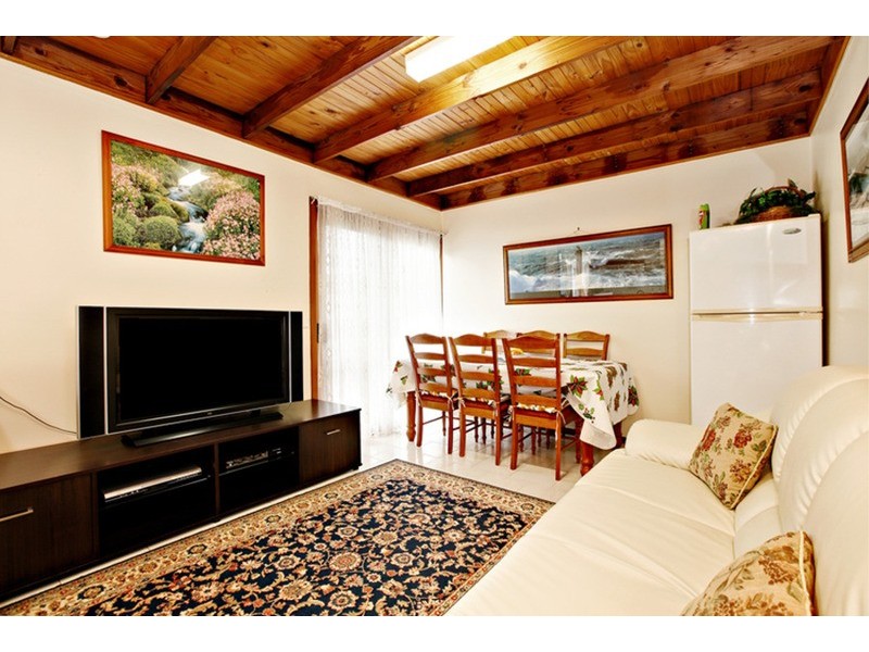 2/17 Cameron  Drive, Hoppers Crossing VIC 3029