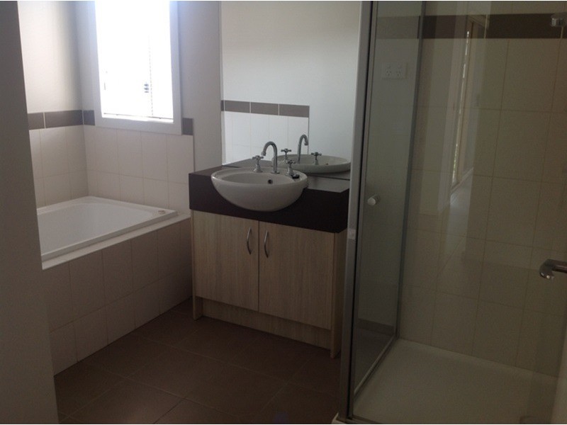 20 Fatham Drive, Wyndham Vale VIC 3024