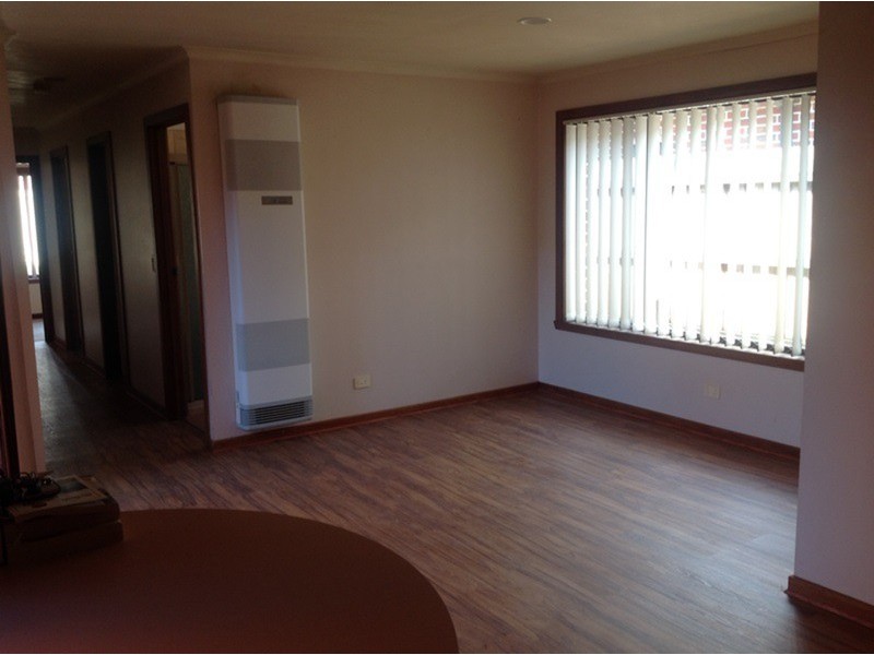 2/35 Cameron Drive, Hoppers Crossing VIC 3029