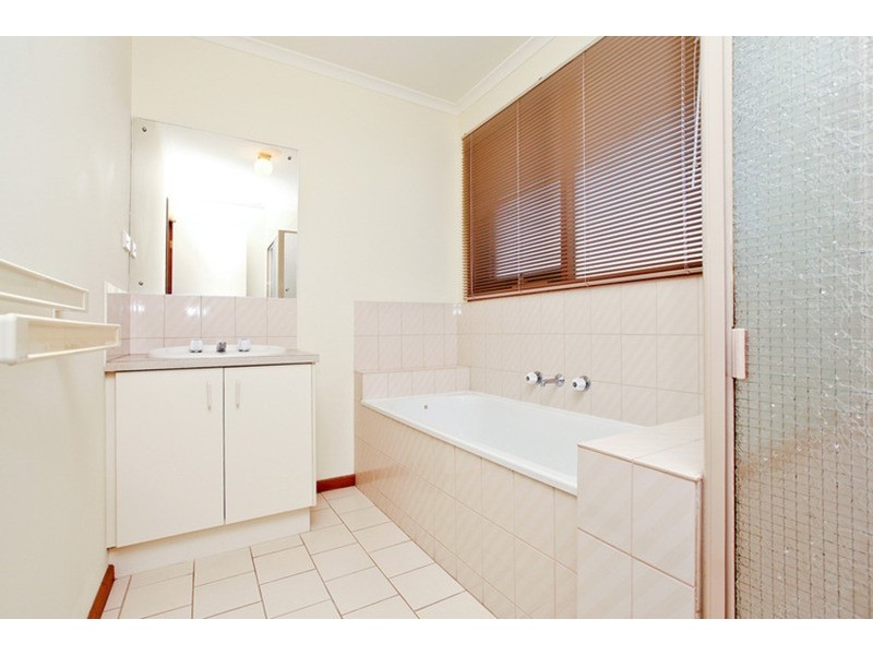 54 Maple Crescent, Hoppers Crossing VIC 3029