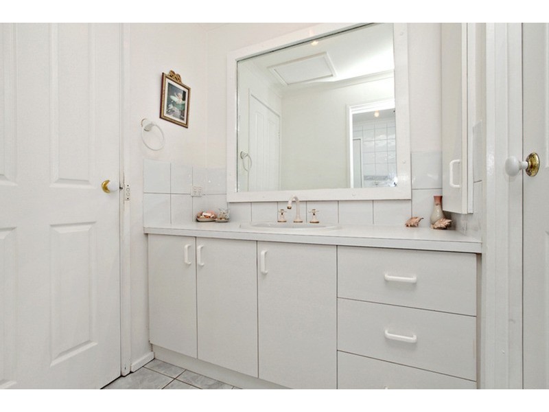 34 Durham Crescent, Hoppers Crossing VIC 3029