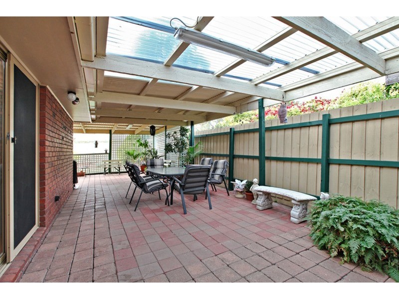 34 Durham Crescent, Hoppers Crossing VIC 3029