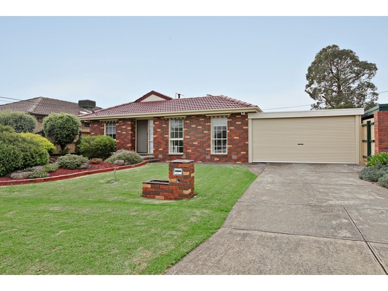 34 Durham Crescent, Hoppers Crossing VIC 3029