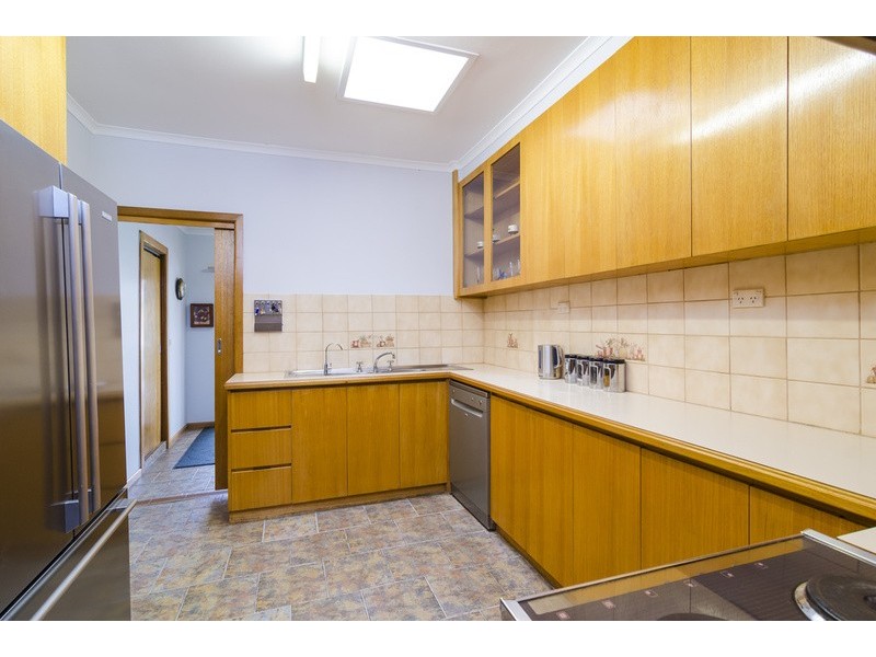 130 Werribee Street North, Werribee VIC 3030