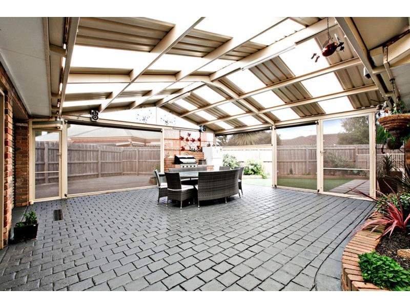 6 Pamela Court, Werribee VIC 3030