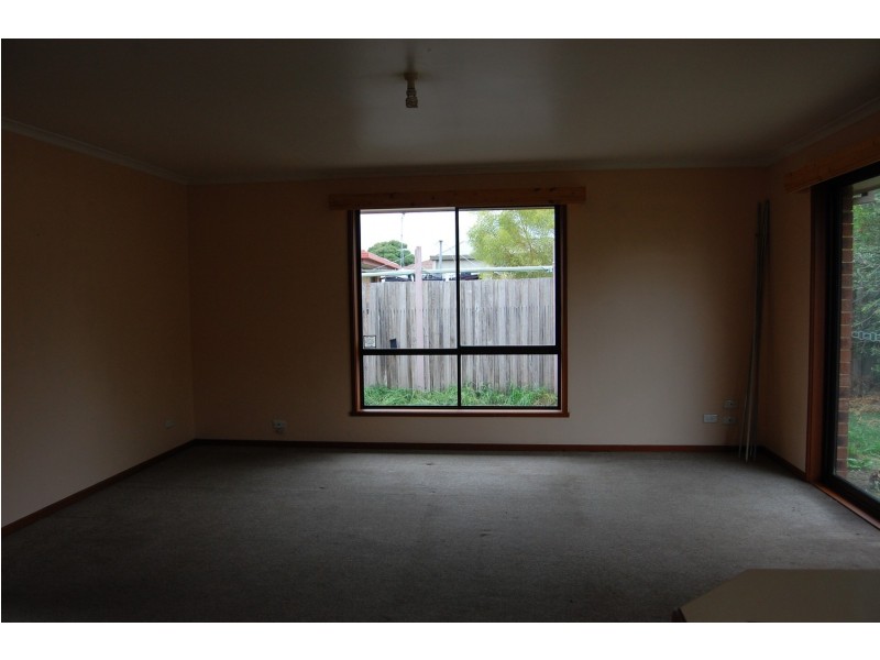 2/2 Corella Place, Werribee VIC 3030