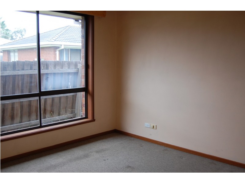 2/2 Corella Place, Werribee VIC 3030