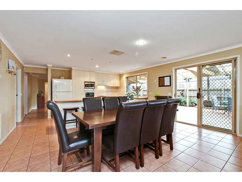 30 Ashton Crescent, Hoppers Crossing VIC 3029