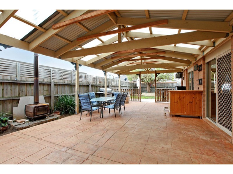 30 Ashton Crescent, Hoppers Crossing VIC 3029