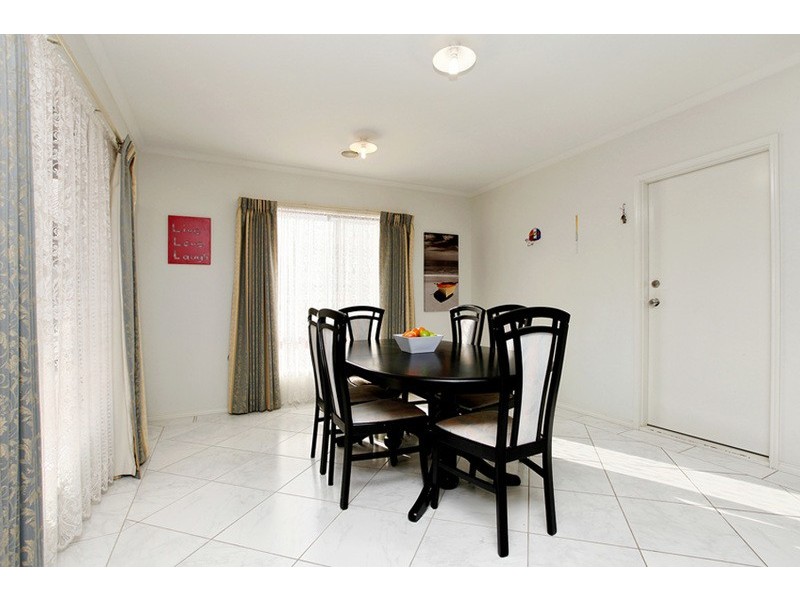 16 Eucumbene Road, Wyndham Vale VIC 3024