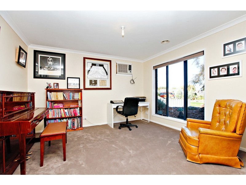 12 Connewarre Close, Wyndham Vale VIC 3024