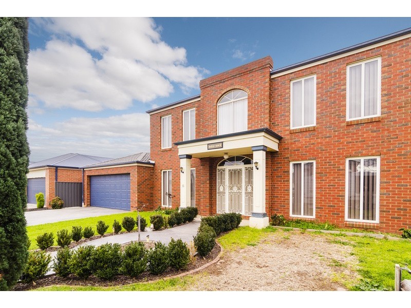 13 Maclarens Close, Wyndham Vale VIC 3024