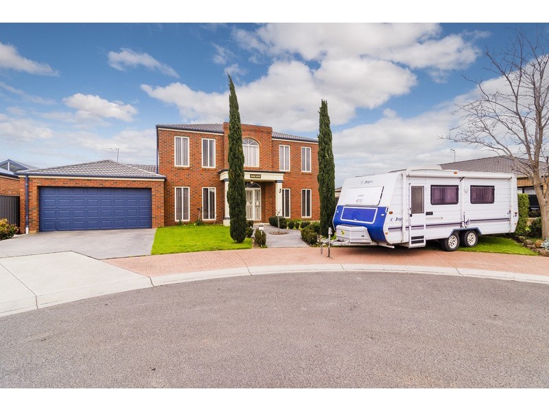13 Maclarens Close, Wyndham Vale VIC 3024