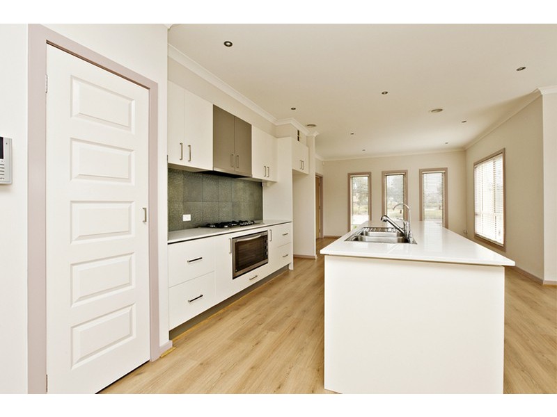 20 Eagles Nest Way, Point Cook VIC 3030