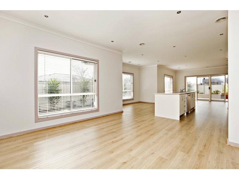 20 Eagles Nest Way, Point Cook VIC 3030