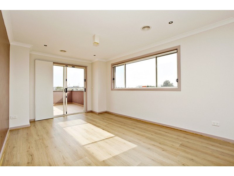 20 Eagles Nest Way, Point Cook VIC 3030