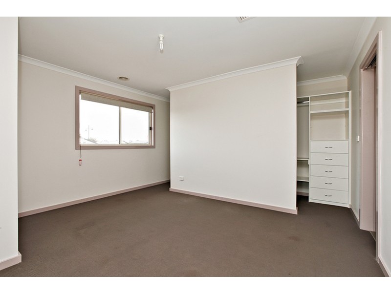 20 Eagles Nest Way, Point Cook VIC 3030