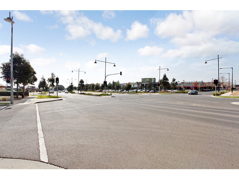 20 Eagles Nest Way, Point Cook VIC 3030