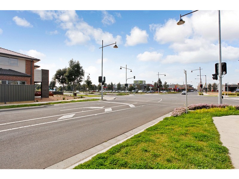 20 Eagles Nest Way, Point Cook VIC 3030