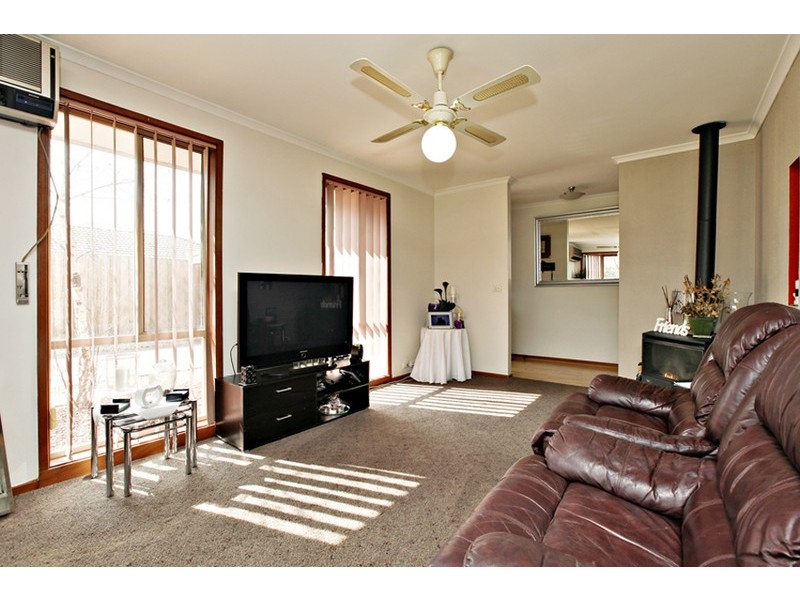 12 Oxley Court, Wyndham Vale VIC 3024