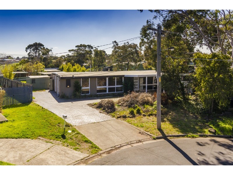 6 Frederick  Court, Werribee VIC 3030