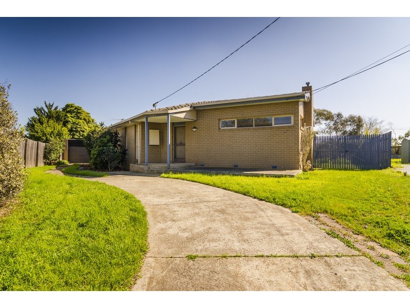 8 Frederick Court, Werribee VIC 3030