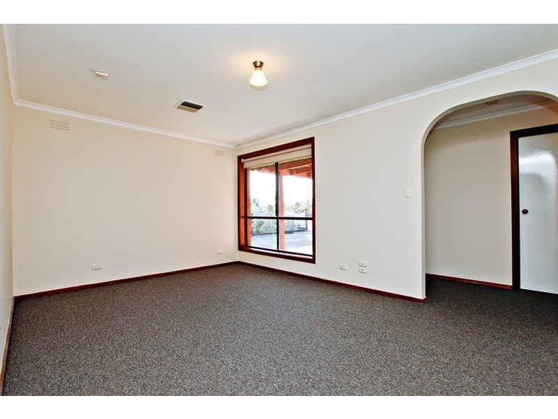 4 Sycamore  Street, Hoppers Crossing VIC 3029