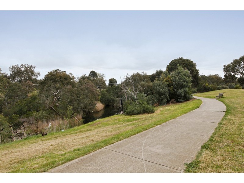 18 Prouse Place, Werribee VIC 3030