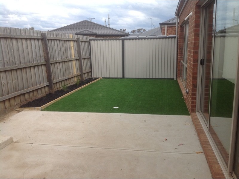 1/81 Powell  Drive, Hoppers Crossing VIC 3029