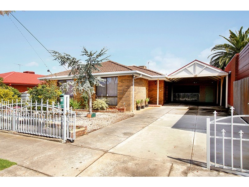 42 Knightsbridge Avenue, Altona Meadows VIC 3028
