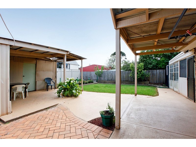 42 Knightsbridge Avenue, Altona Meadows VIC 3028