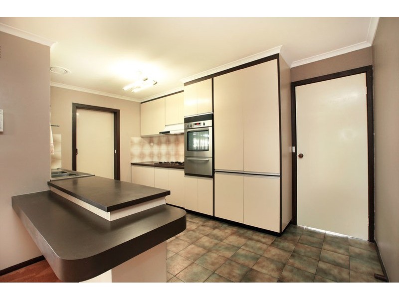 51 Cambridge Crescent, Werribee VIC 3030