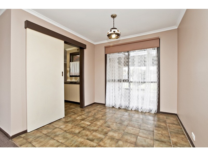 51 Cambridge Crescent, Werribee VIC 3030