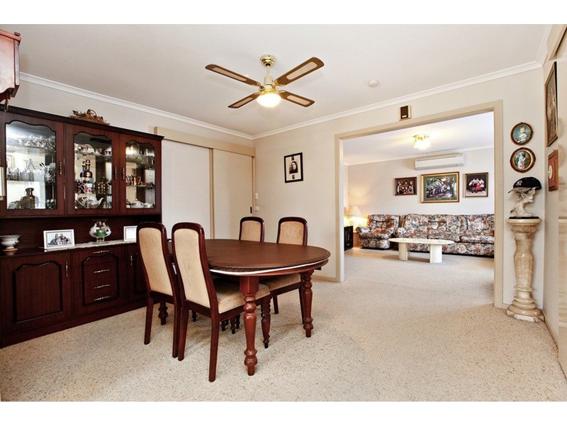 2/93 Mossfiel Drive, Hoppers Crossing VIC 3029